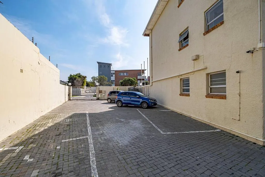 Beacon Stay Beach Studio Apartment Port Elizabeth 0*,  South Africa
